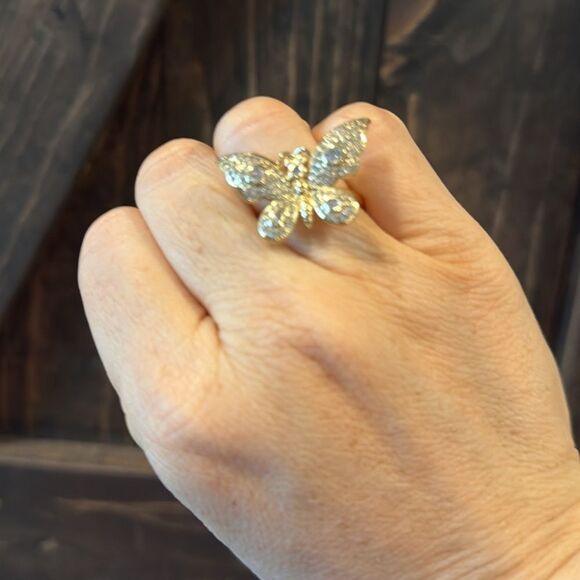 Elegant 14K Gold Plated Zirconia Butterfly Ring - Picture 7 of 8